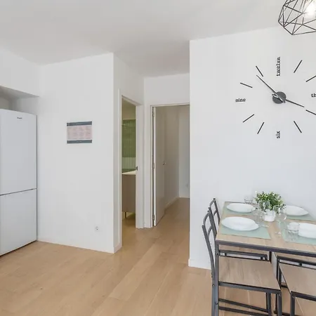 Playa De Americas - Oceanfront 度假居 *