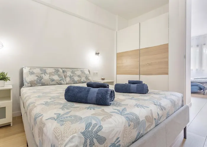 Playa De Americas - Oceanfront *